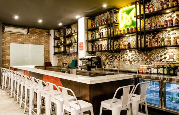 phòng học pha chế tổng hợp