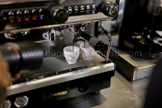 Máy pha cà phê (Espresso Machine) và những điều nên biết