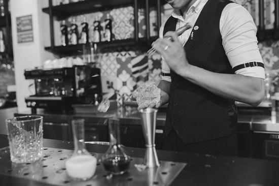 Bartender nghề năng động với thời gian linh hoạt