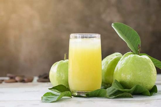 nước ép ổi giải nhiệt